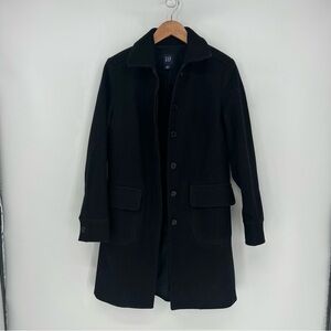 GAP Woman’s Classic Black Trench Coat